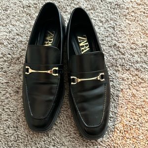 Zara Loafers size 37